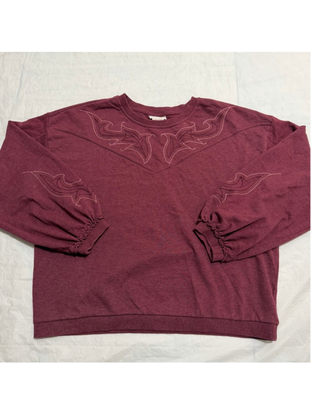 Ariat Women’s Maroon Embroidered Sweatshirt XL